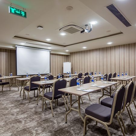 Holiday Inn Antalya - Lara, An Ihg Hotel Business bilde